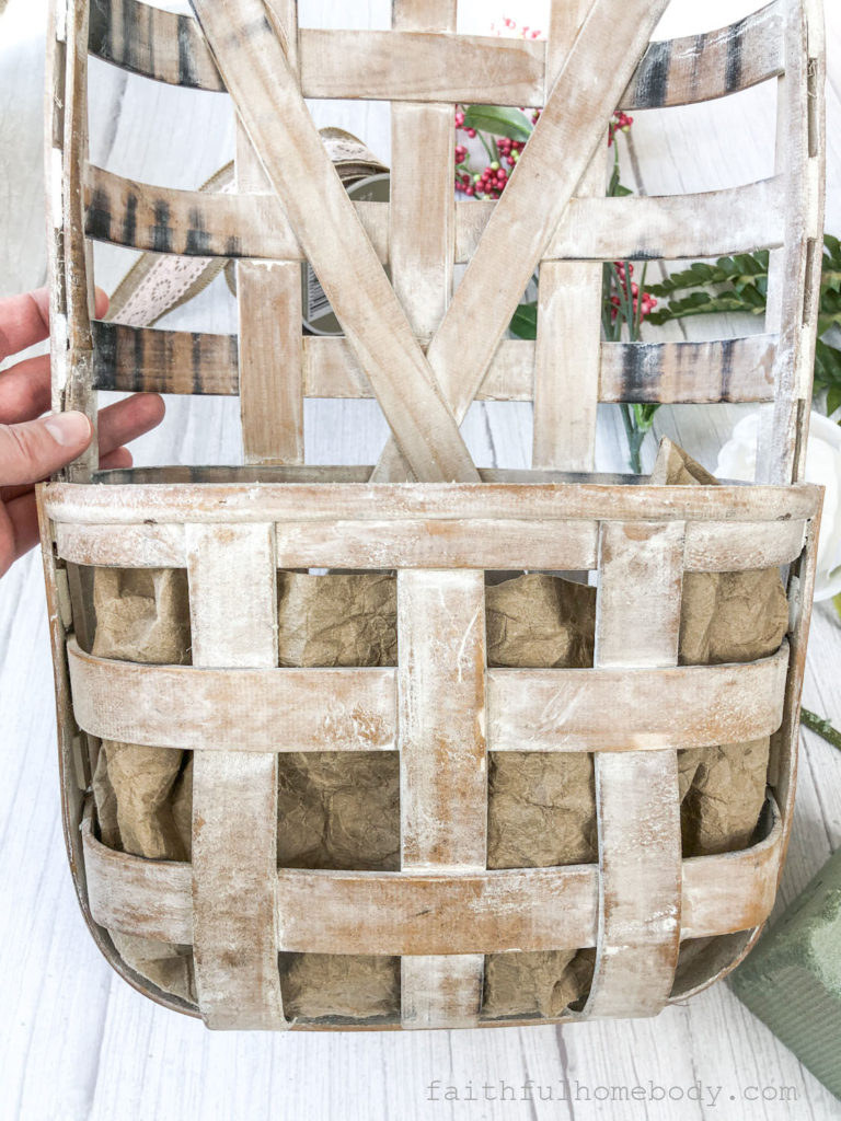 How to Make a Hanging Tobacco Basket for Valentine's Day
